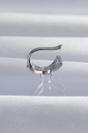 Pirinç Gümüş Renk Zirkon Taş Kaplama Earcuff Küpe - TJ-BKP9336