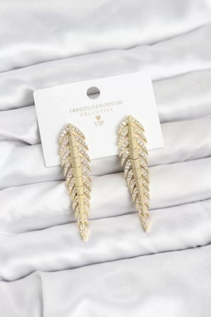 Pirinç Gold Renk Balık Sırtı Model Zirkon Taşlı Kadın Küpe - TJ-BKP11516