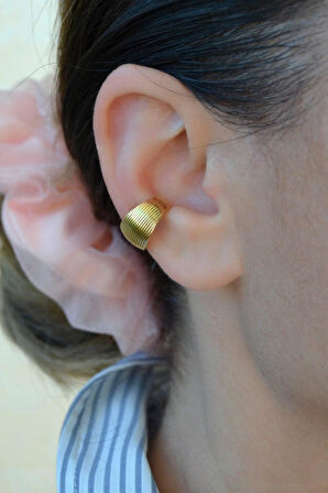 Bohem Bombeli Earcuff – Mat Geçişli Sıkıştırmalı Kıkırdak Küpesi | Rodyum Kaplama Çelik