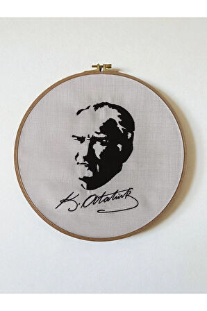 Atatürk Portre Nakışlı Kasnak Duvar Süsü 29Cm