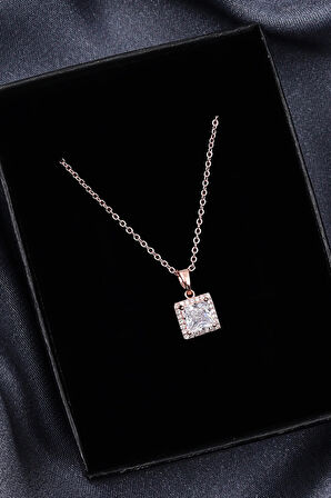 Baget Kolye & Kurutulmuş Çiçek Buketi & Ayıcık Anahtarlık & Kadın Parfümü & T Kupa Seti