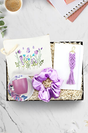 Çiçekli Bez El Çantası & Toka & Makrome Anahtarlık & Türk Kahvesi Fincanı & Beyaz Defter Hediye Seti