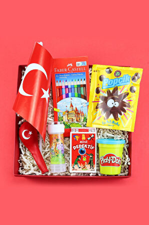 Boya Kalemi & Balon & Bayrak & Oyun Hamuru & Köpük Baloncuk & Kart Oyunu & Çikolata Hediye Seti