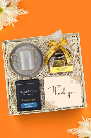 Gri Porselen Türk Kahvesi Fincan & Selamlıque Türk Kahvesi & Godiva Napoliten Çikolata Hediye Seti