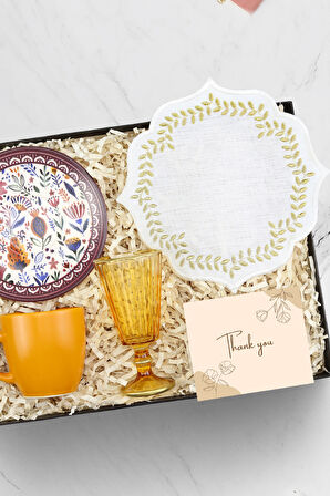 Turuncu Türk Kahvesi Fincanı & Kahve Yanı Su Kadehi & Sunum Kahve Peçetesi Hediye Seti