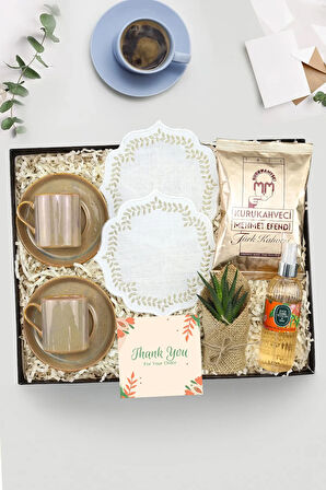 Fincan & Türk Kahvesi & Sprey Kolonya & Çiçek & Sunum Kahve Peçetesi Hediye Seti