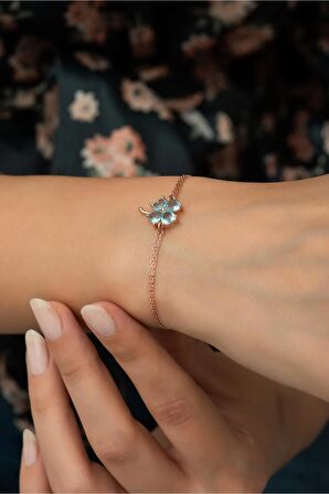 925 Ayar Gümüş Rose Aquamarin Taşlı Yonca  Kadın Gümüş Bileklik