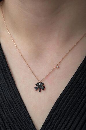 925 Ayar Minimal Yonca Kolye Kadın Gümüş Kolye