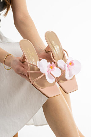ORCHIS Orkide Çiçek Detaylı Rahat Şık Pudra Kadın Günlük Terlik