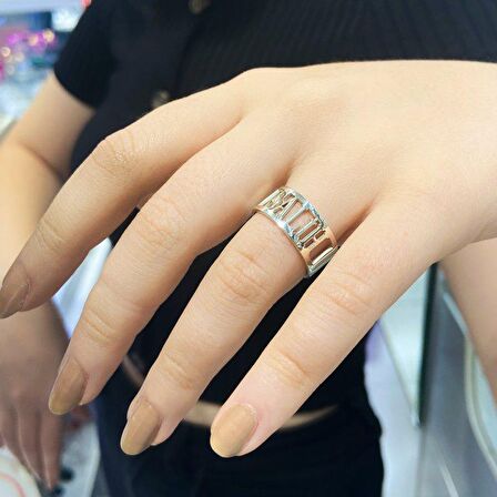 Düz Üstünde İsim Yazılı Kişiye Özel İsimli Gümüş Unisex Alyans