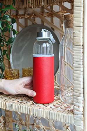 Defter & Kırmızı Tükenmez Kalem & Kırmızı Su Matarası & Yılbaşı Kupa & Mini Çam Ağacı Hediye Seti