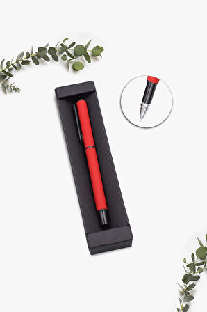 Kırmızı Ajanda & Çelik Termos & Kalem & Çam Ağacı & Godiva Çikolata & Yılbaşı Temalı Mum Hediye Seti