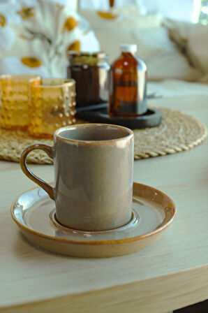 Porselen Fincan & Örgülü Şal & Dereceli Termos & Çam Ağacı & Tek İçimlik Türk Kahvesi Hediye Seti