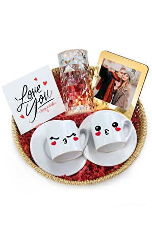 Çiftlere 2'li Fincan & Gece Lambası & Çerçeve Hediye Sepeti