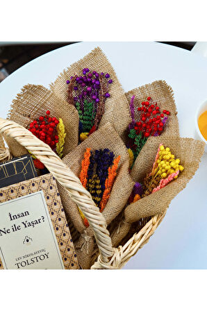 Kişiye Özel Fincan & Çiçek & Çerçeve & Çikolata & Türk Kahvesi Hediye Seti