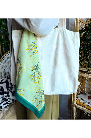 Mimoza Desenli Fular & Ayna & Kolonya Hediye Seti