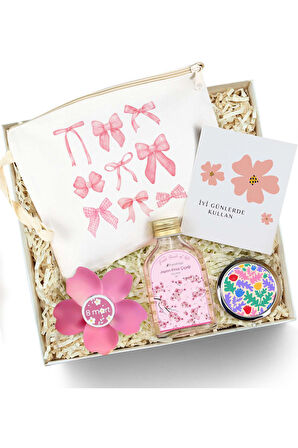 Pembe Severler İçin Hediye Seti