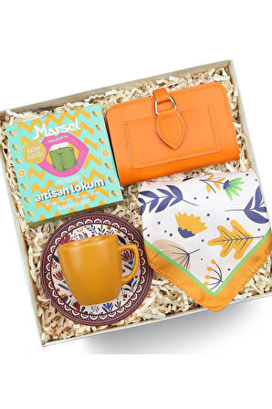 Turuncu Cüzdan & Fular & Marsel Lokum & Fincan Hediye Seti