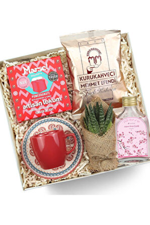 Kırmızı Temalı Hediye Kutusu