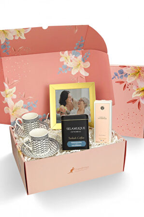 Yves Rocher Parfüm & Çerçeve & Selamlıque Türk Kahvesi & Fincan Hediye Seti