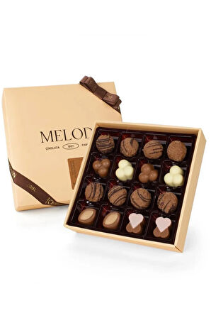 2li Fincan & Melodi Çikolata & Türk Kahvesi& Canlı Sukulent Çiçek Hediye Seti