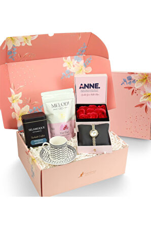 Pembe Gül Kutusu & Türk Kahvesi & Kadın Saati & Fincan & Melodi Çilek Draje Hediye Seti