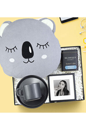 Peluş Koala Yastık & Çerçeve & Fincan & Selamlıque Türk Kahvesi Hediye Seti