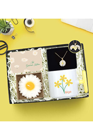 Kişiye Özel T kupa & Papatya Kolye ve Mum Hediye Seti