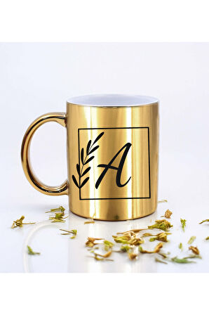 Kişiye Özel Gold Kupa & Ayıcık Anahtarlık & Mum & Mini Sabun Hediye Kutusu