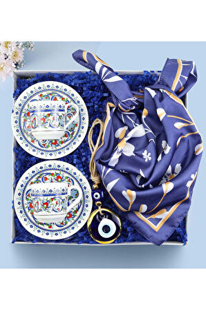 Geleneksel Motifli Türk Kahvesi Fincanı & Nazar Boncuklu Duvar Süsü & Fular Hediye Seti