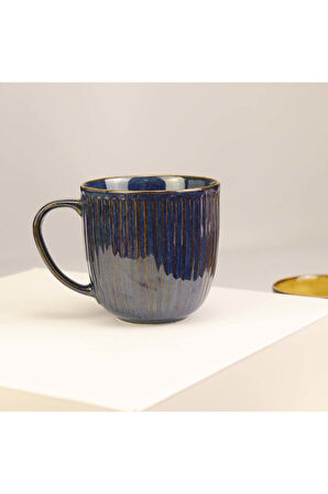 Çizgili Kupa & Godiva Çikolata & Beta Tea Bitki Çayı & Pastil Hediye Seti