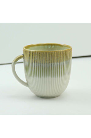 Bitki Çayı & Porselen Kupa & Bademli Kurabiye Hediye Seti