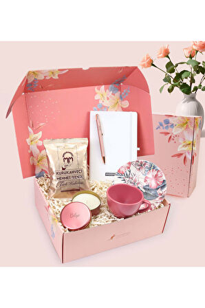 Öğretmenler Günü Kişiye Özel Defter & Kalem & Kutulu Mum & Çay Fincanı & Türk Kahvesi Hediye Seti