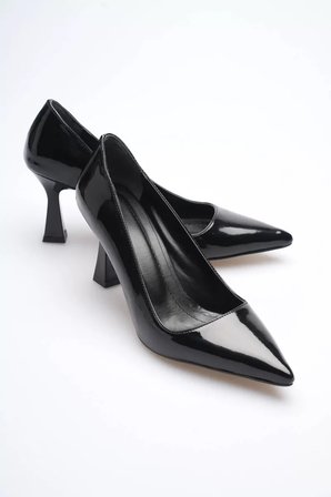 Siyah Rugan Topuklu Kadın Stiletto TR20MS02E