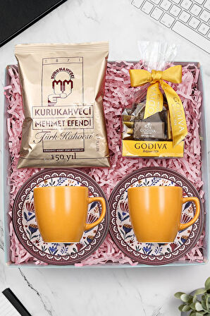 Turuncu Türk Kahvesi Fincanı & Mehmet Efendi Türk Kahvesi & Godiva Napoliten Çikolata Hediye Seti