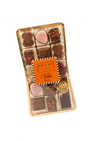 Metal Kutulu Mum & Canlı Sukulent Çiçek & Siyah French Press & Kupa & Vela Çikolata Hediye Seti