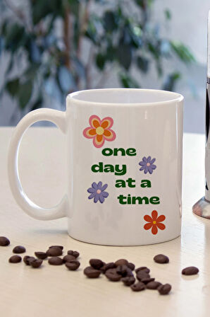 Mermer Desen Defter & Kupa & Canlı Sukulent Çiçek & Tükenmez Kalem & Metal Kutulu Mum Hediye Seti