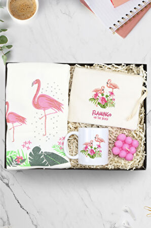 Flamingo Baskılı Peştemal & Pembe Bubble Mum & Kupa & Peştemal Hediye Seti