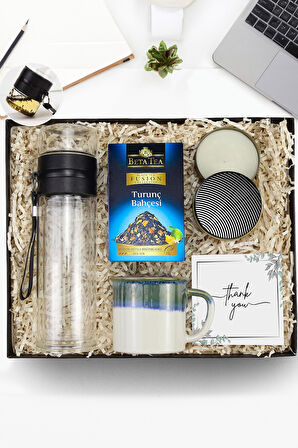 Siyah Metal Kutulu Mum & Cam Demlik Matara & Turunç Bahçesi Bitki Çayı & Porselen Kupa Hediye Seti