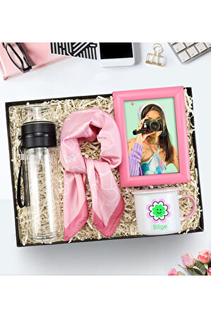 Kadına Özel Pembe Renk Çerçeveli Hediye Seti