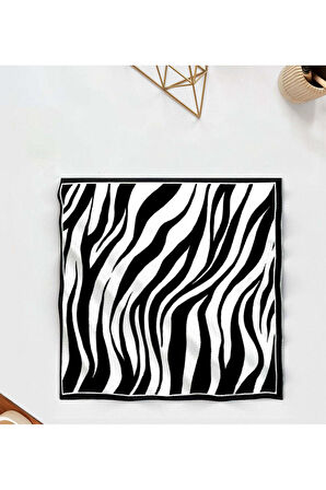 Öğretmenler Gününe Özel Zebra Desen Fular & Çanta & İtalyan Zincir Çelik İnci Kalp Kolye Hediye Seti