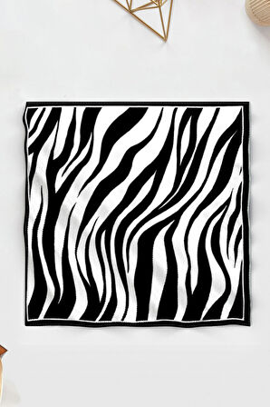 Yılbaşına Özel Kutusunda Fular & Kadın Çanta & Çelik Inci Kalp Kolye Hediye Seti