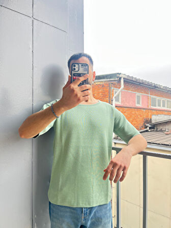 Erkek Geniş Yaka Oversize Triko T-Shirt