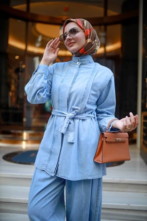 🌸 İnce Tensel Kot Kumaş Balon Pantolonlu Tunik Takım – Açık Mavi