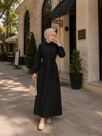 Çilek Kumaş Boydan Düğmeli Belden Kuşaklı Tesettür Elbise – Siyah, Yeşil ve Acı Kahve