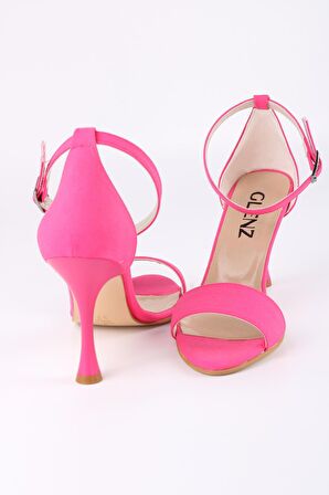 Kadın Stiletto Bantlı Bilekten Tokalı Topuklu Ayakkabı TS1138