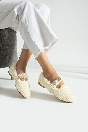 Kadın Tokalı Tüylü Peluş Babet Ev Terliği TS1190