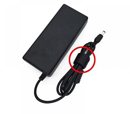 Toshiba 15v 6a 90w Notebook Adaptör 6.3mm*3.0mm