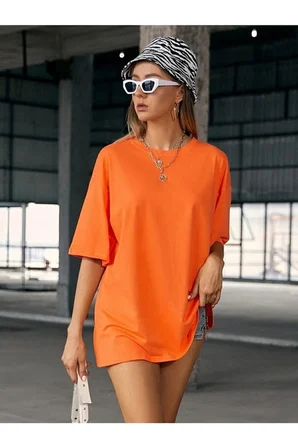 Sırt Baskılı Tasarım T-shirt