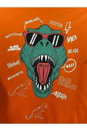 Sırt Baskılı Tasarım T-shirt